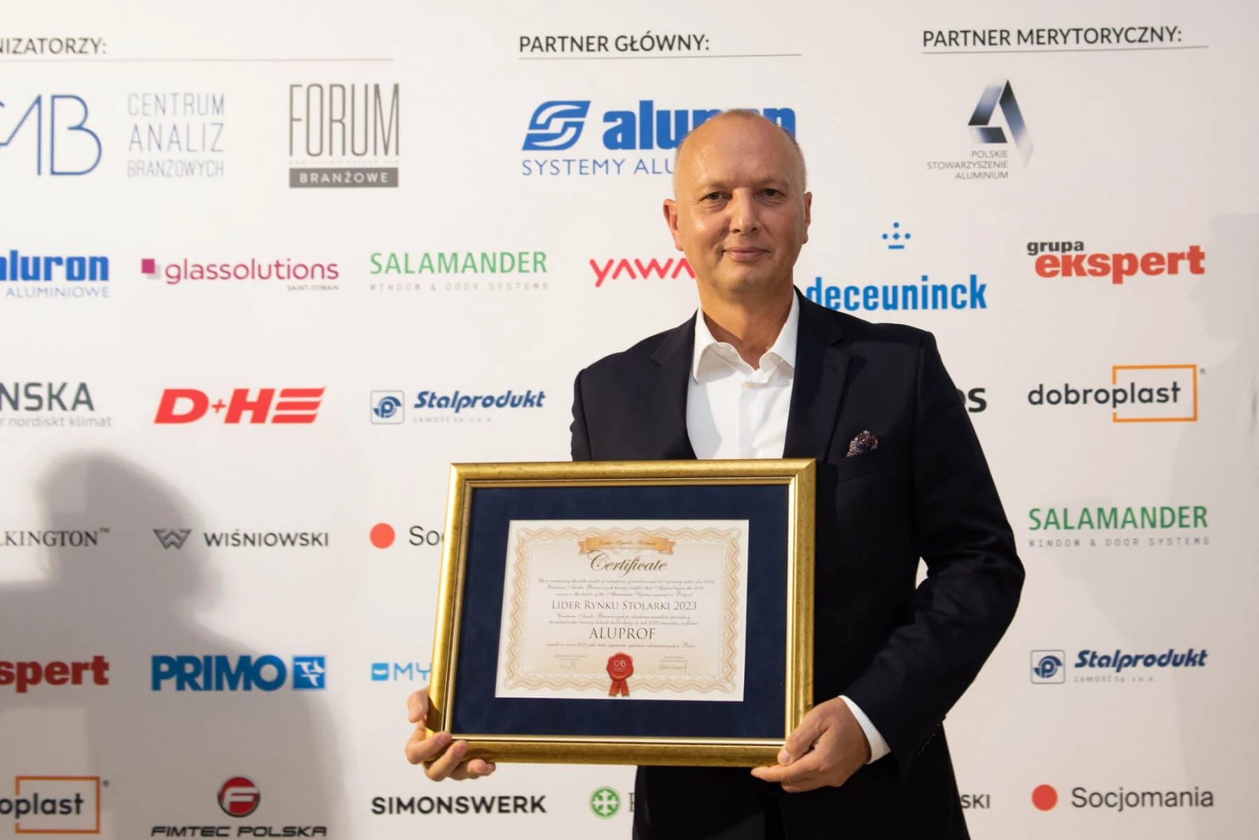 Aluprof z 15. tytułem Lidera Rynku Stolarki 2023